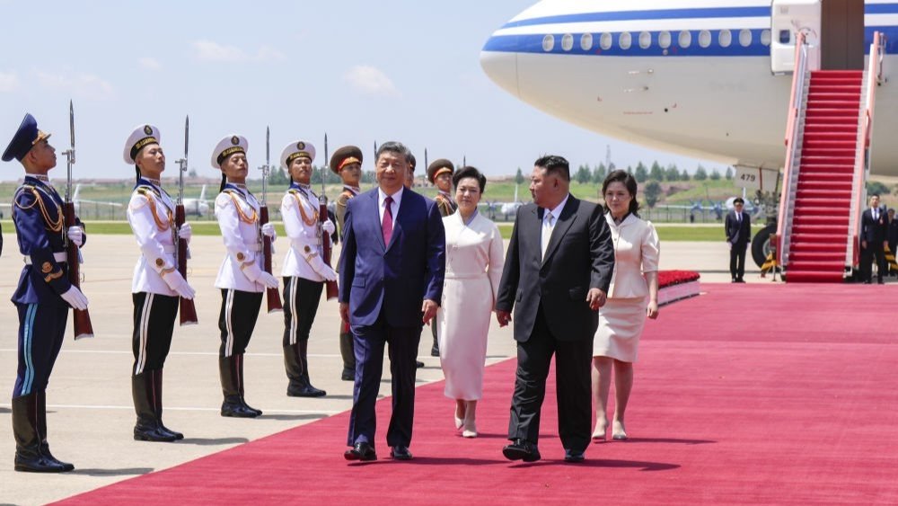 Xi Jinping Urges Regional Peace With Kim Jong Un During Rare Pyongyang Summit