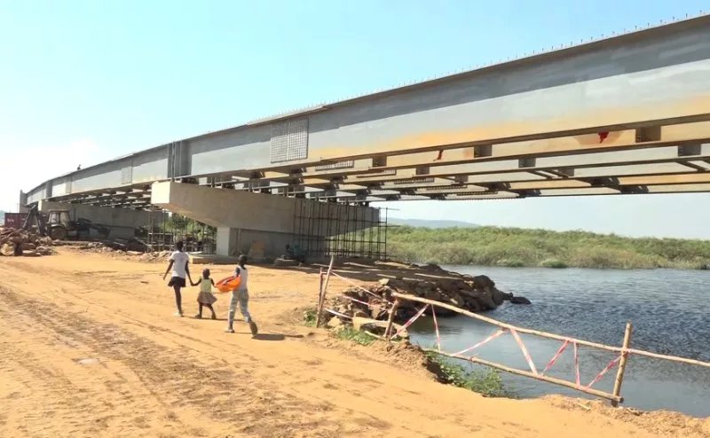 Dho Goye Bridge under construction linking Siaya and Busia counties in Kenya.