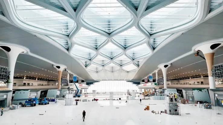 China Unveils Futuristic Railway Station in Major High-Speed Hub