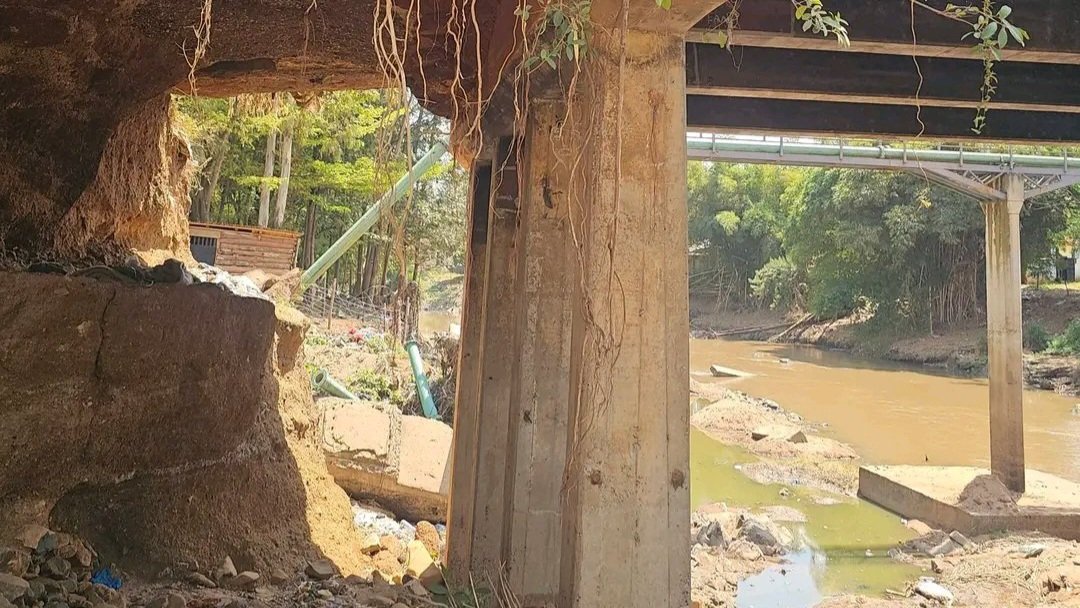 Critical A1 Highway Crossing Closed After Raging Waters Fracture Bridge Supports