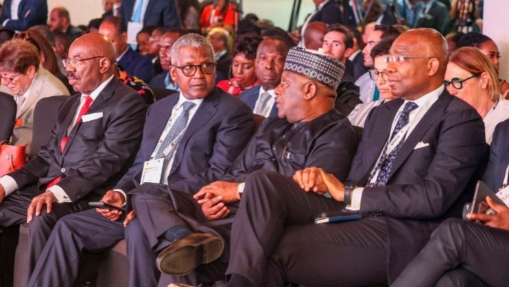 Dangote Refinery Scraps Dollar Pricing for Local Petrol Sales in Nigeria