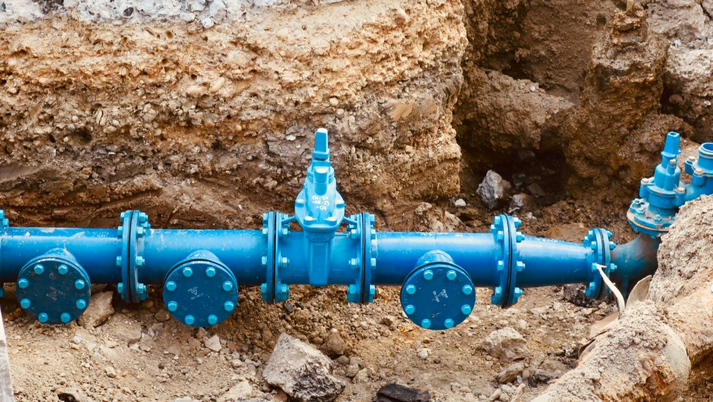 Why Hidden Pipeline Spacing Rules Stand Between Tap Water and Sewage Contamination
