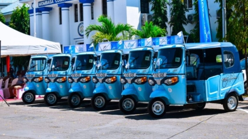 Ruto Advisor Makau Mutua Calls for Ban of Tuk Tuks on Major Roads
