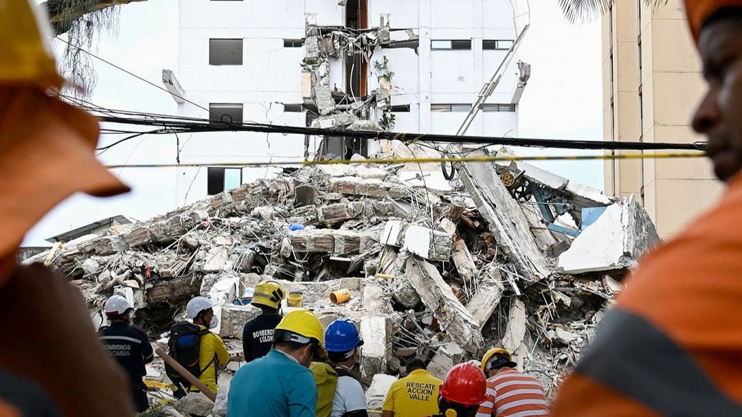 Time Running Out: Colombia Reverses Course, Requests Foreign Rescue Teams After Deadly Earthquake
