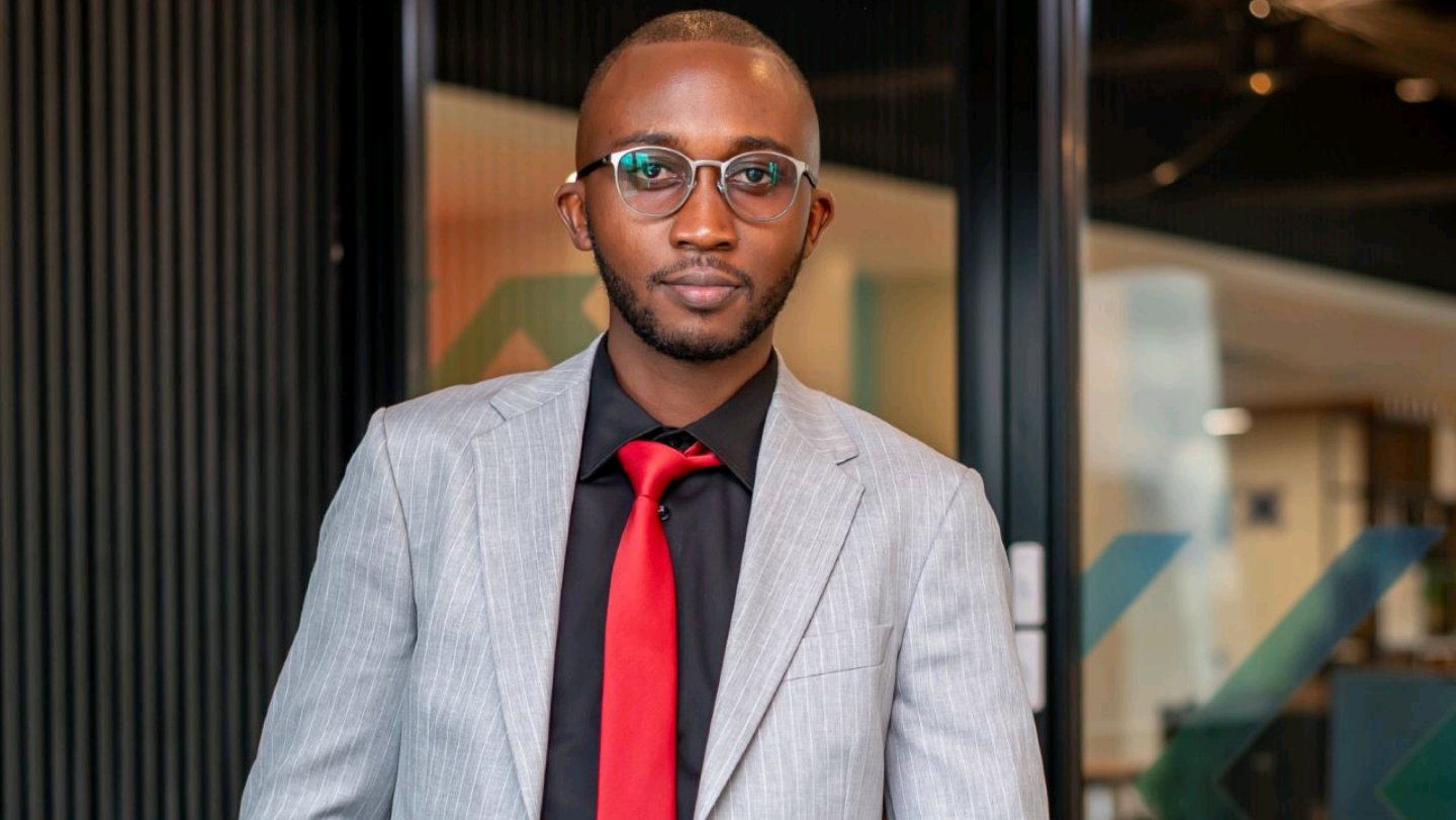 Why Kenyan Freelancers Are Dropping Expensive Software for Free Digital Tools