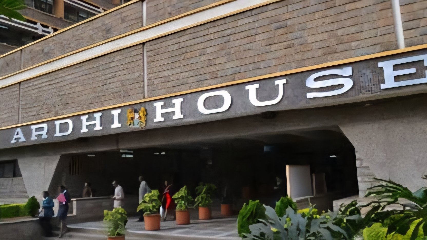 Government Agencies Ordered to Submit 20-Year Land Plans to Curb Grabbing