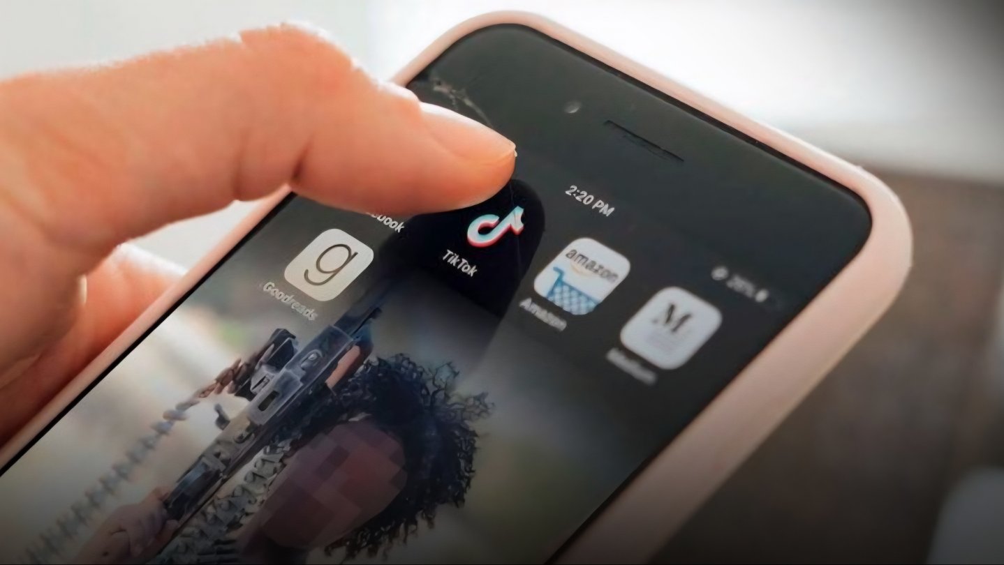 Millions of Views, Empty Pockets: Digital Creators Face Financial Crisis