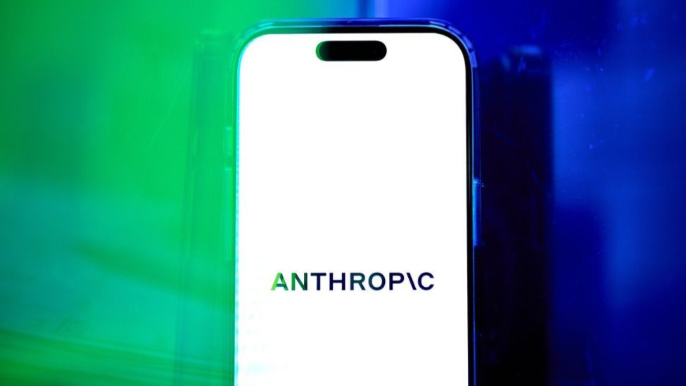 Anthropic in Talks to Raise $30 Billion at $900 Billion Valuation