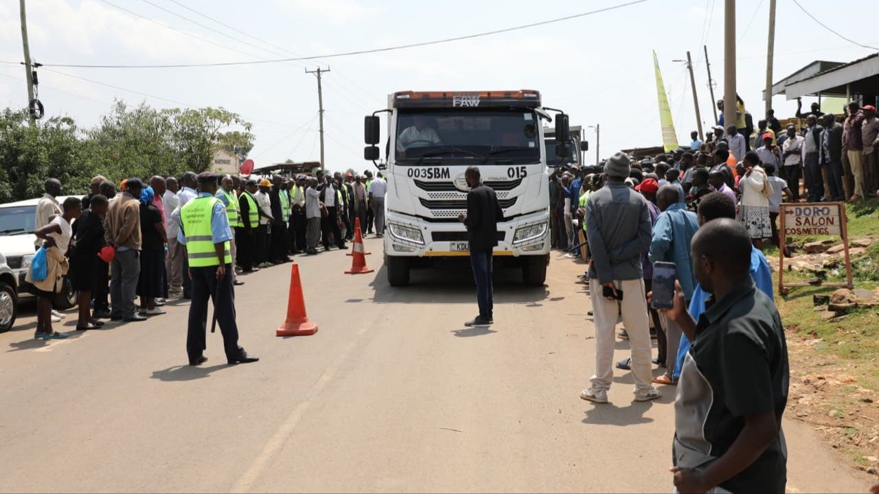 KeRRA officials and stakeholders during axle load sensitisation meeting in Ainamoi, Kericho County