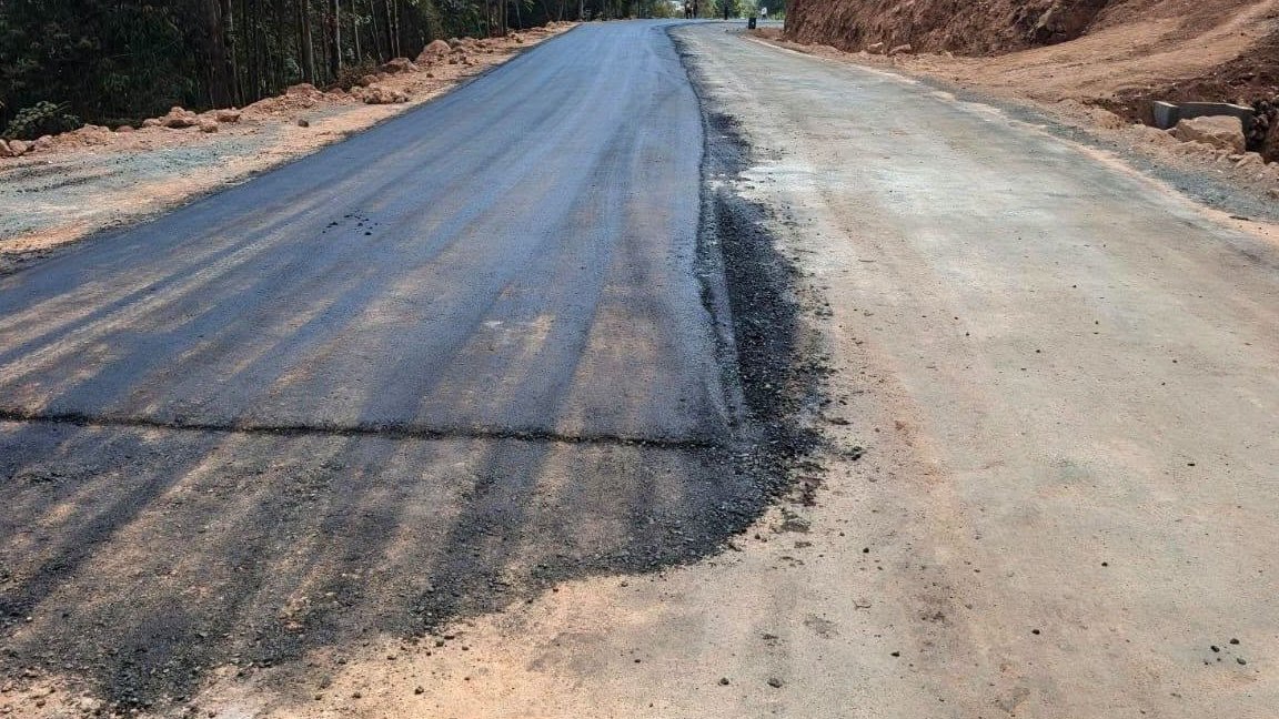 Residents in Ndeiya Set for Relief as Kandumo-Rwacumari Road Tarmacking Progresses