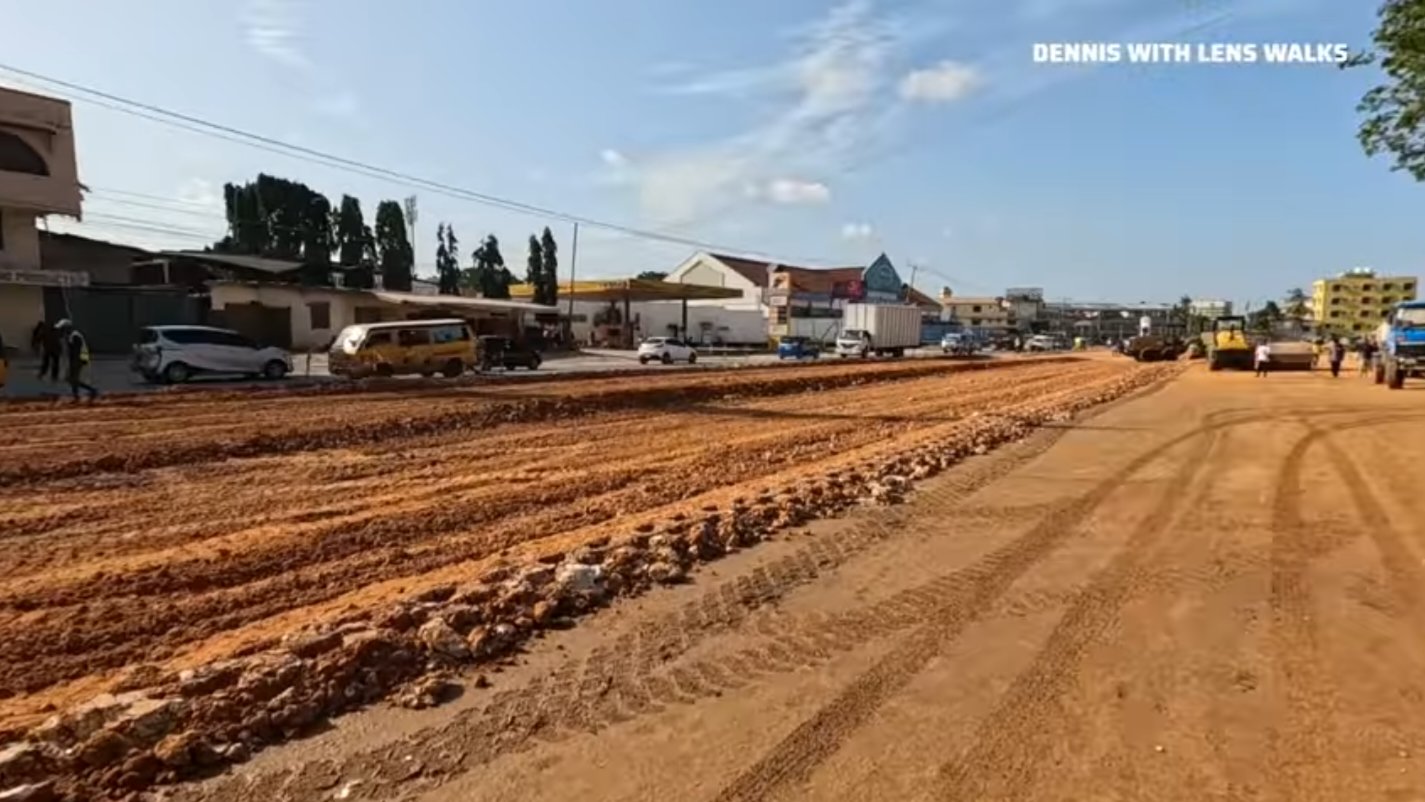Excavators Move In on Mombasa Malindi Road at VOK