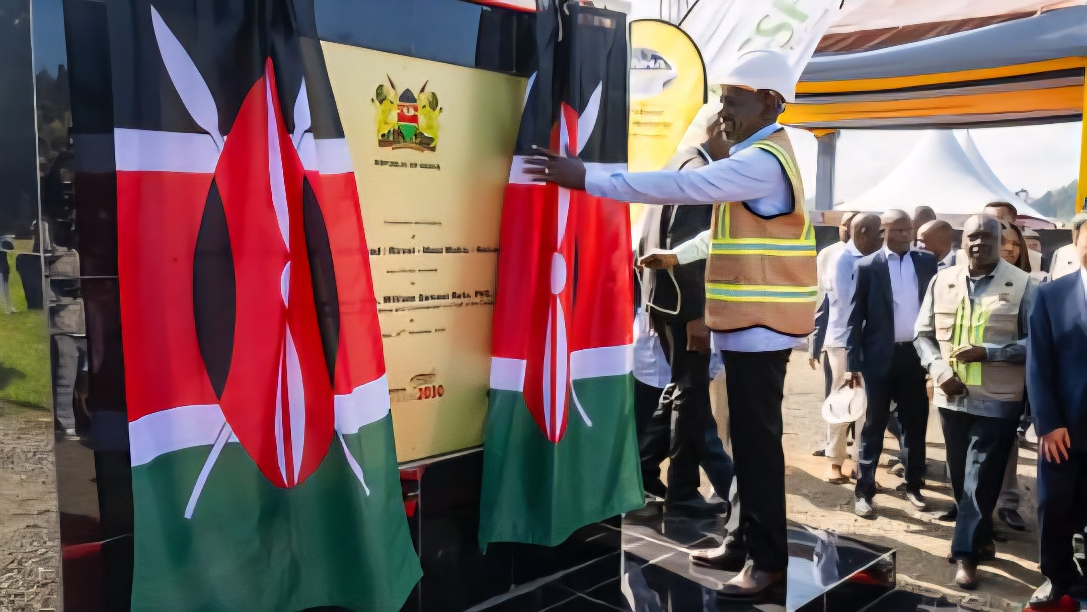 President William Ruto commissioning a large-scale transport infrastructure in Kenya.