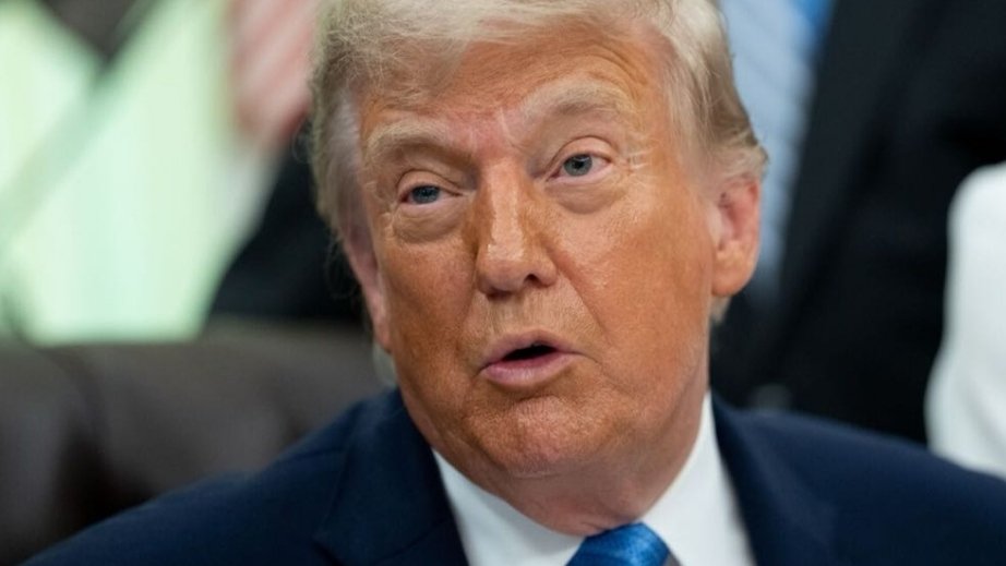 Trump Leaves Hard Part for Later in US-Iran Provisional Peace Deal