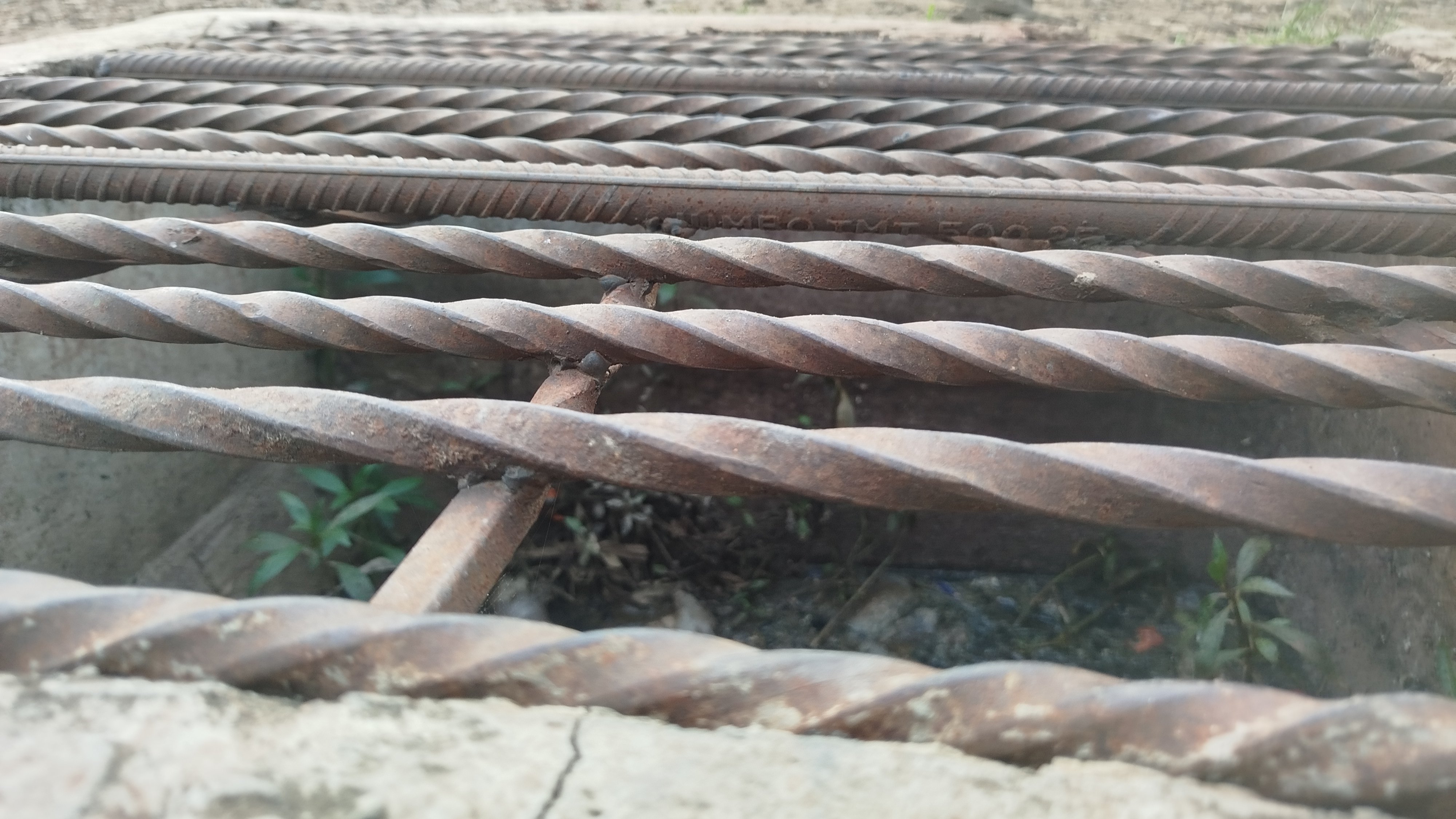 Why the Construction Industry Moved From Twisted Bars to Ribbed Reinforcement Steel