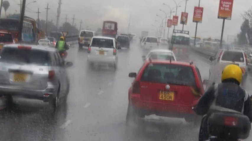 Traffic snarl-up on a Kenyan road during the recent rains
