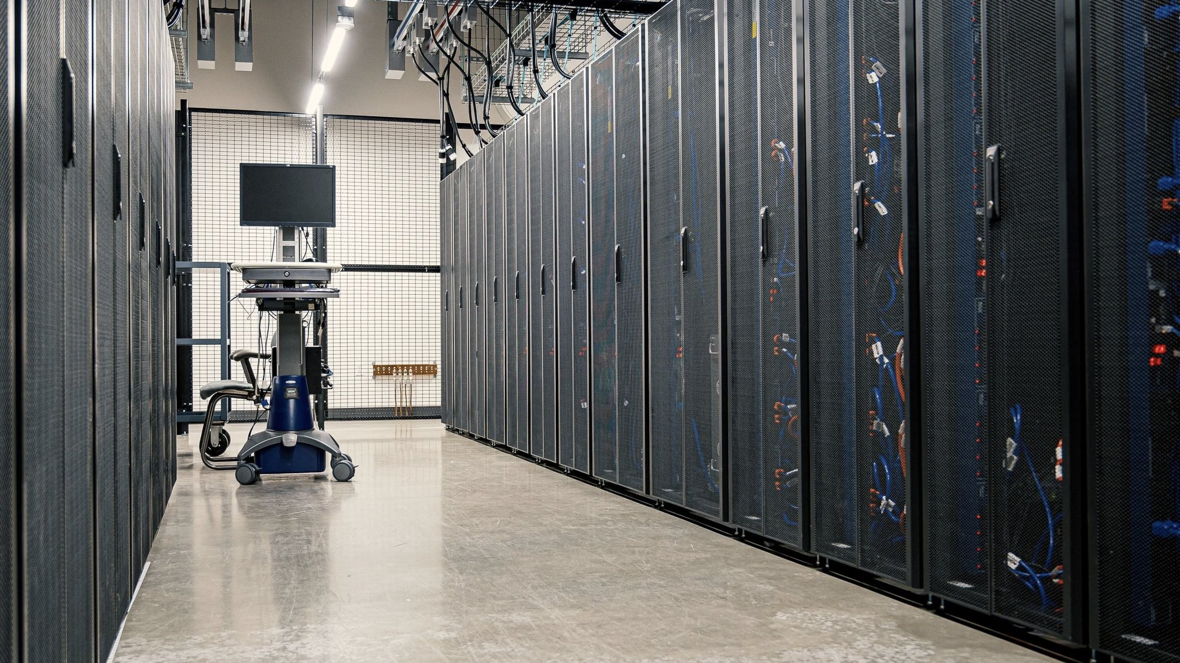 AI's Hidden Water Use Estimated at 765 Billion Liters, Exceeding Global Bottled Water Sales