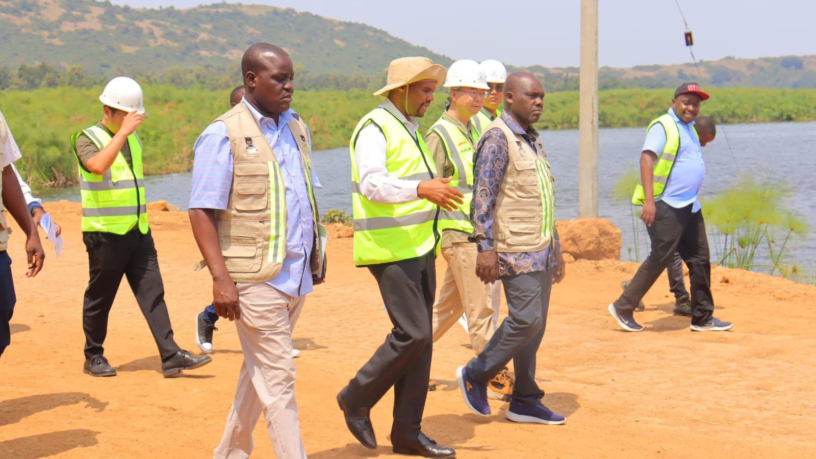 KeNHA Director General Inspects Ongoing Nyanza Highway Projects